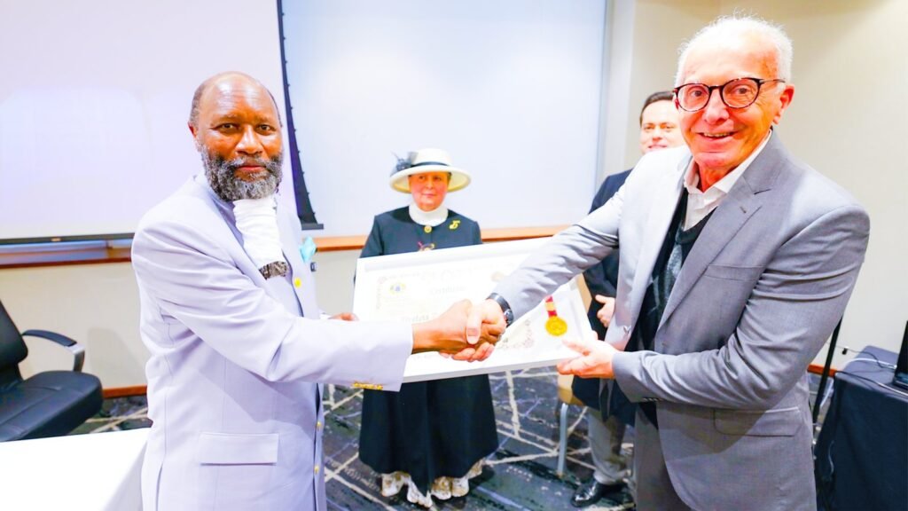 Prophet Dr. David Owuor receives the Personality of the Year, Christian Entrepreneur honour in São Paulo, Brazil